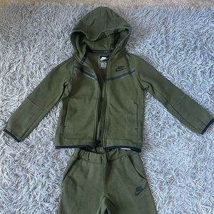 Nike Sportswear Tech Fleece Full-Zip Set